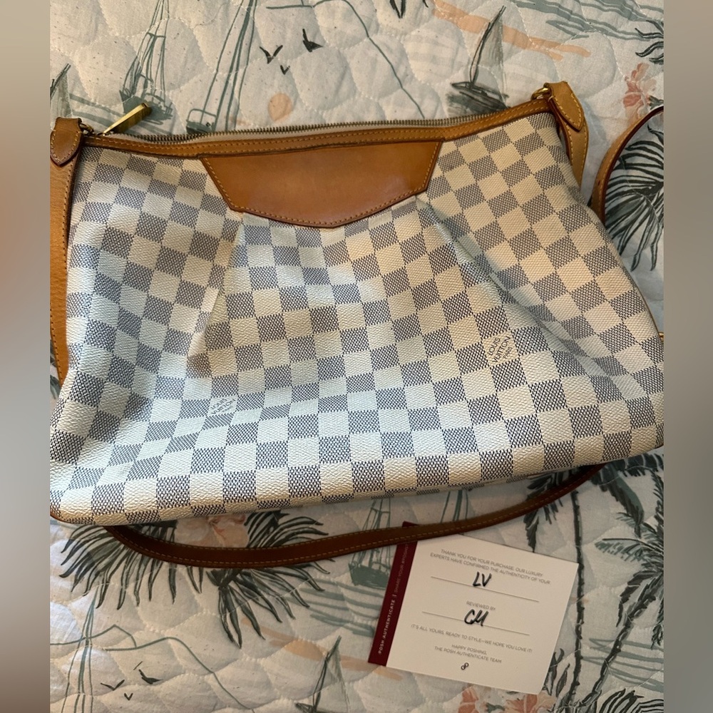 Louis Vuitton Siracusa Damier Azur MM 🌼🌻 - Picture 4 of 16